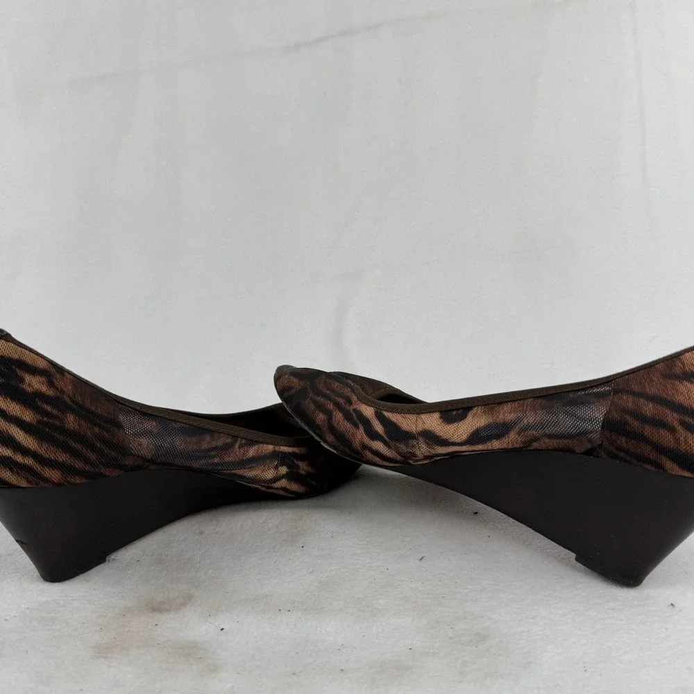 Donald J. Pliner Brown and Black Tiger-Print Wedge Peep-Toe Shoes